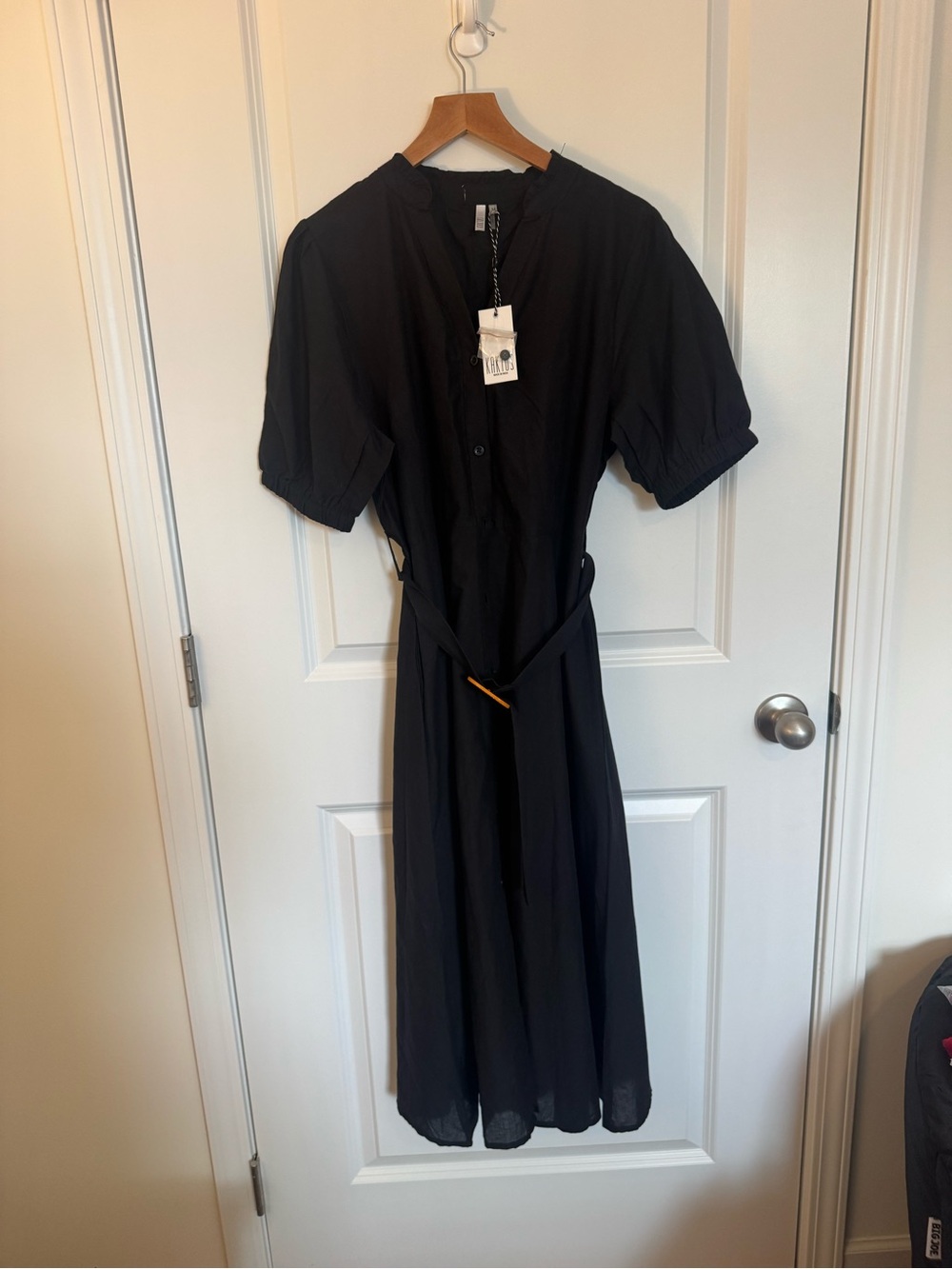 Black Short-Sleeve Button Midi Dress with belt at Waist